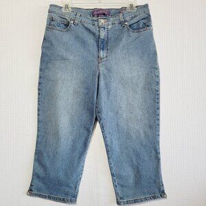 Women's Gloria Vanderbilt Light Wash Size 12 Blue Capri Amanda